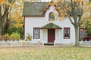 Contractors Fence Solutions: Affordable Options for Ontario Homes